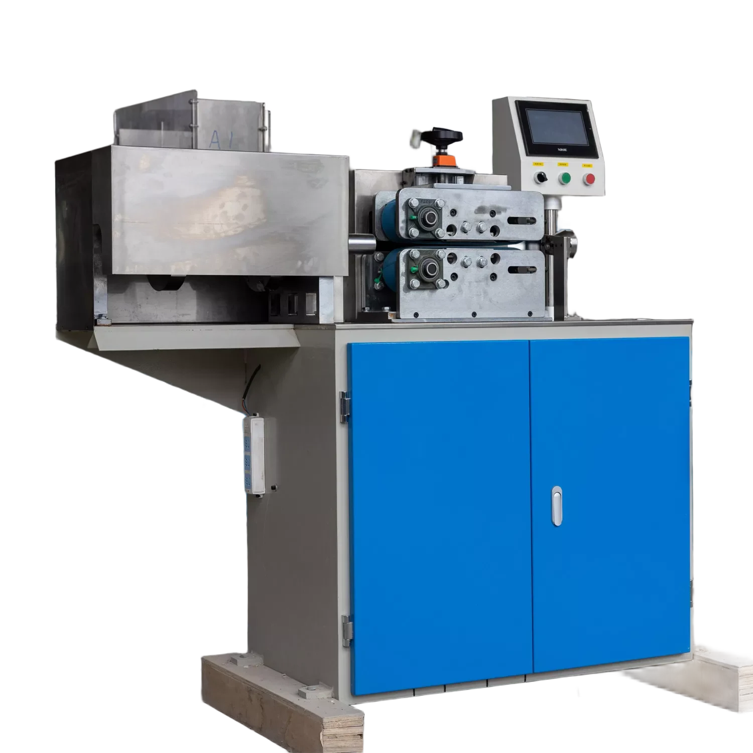 hauling and cutting machine